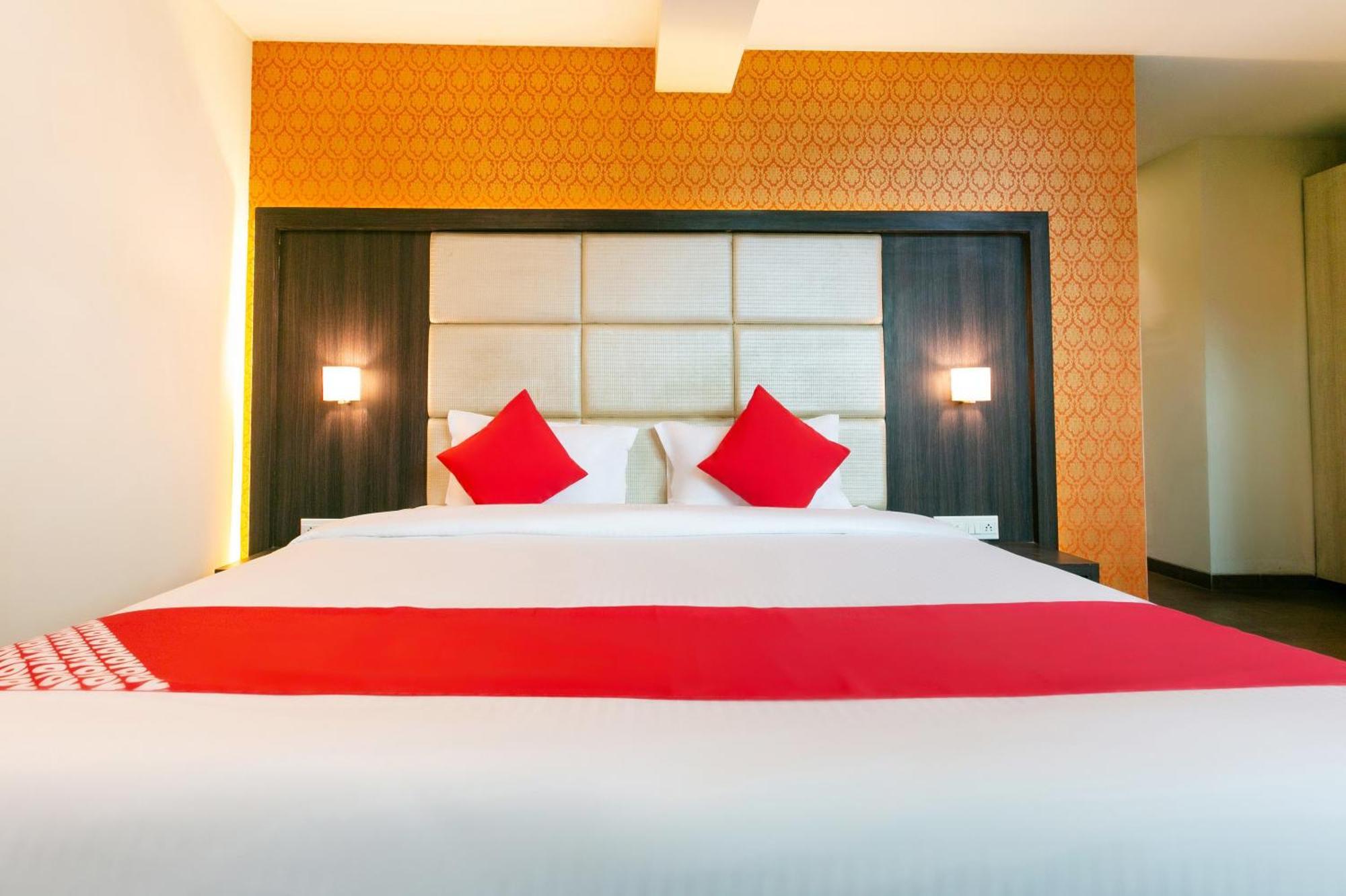 Collection O Hotel Pearl Residency Taloje Budrukh Exteriér fotografie
