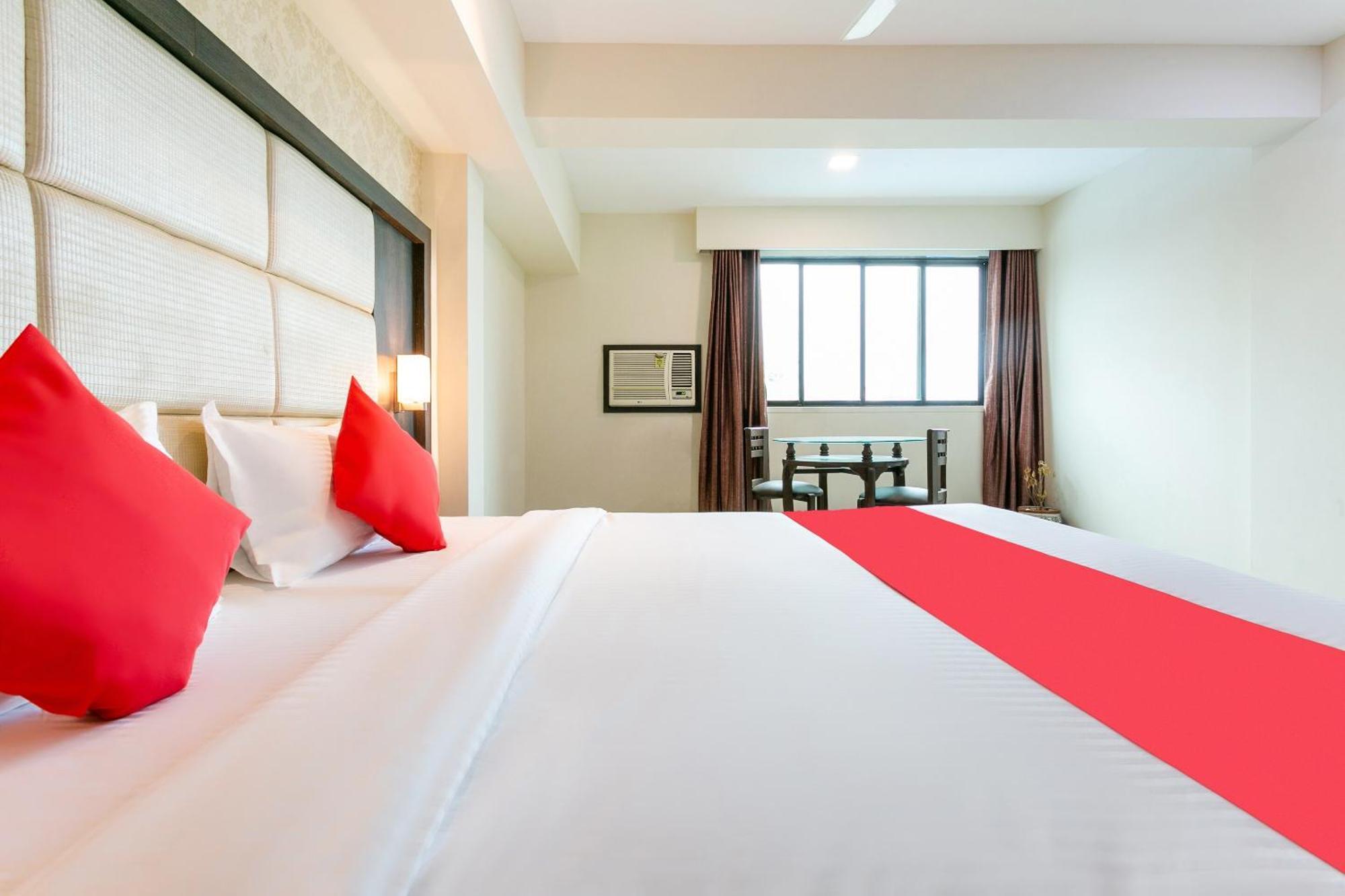 Collection O Hotel Pearl Residency Taloje Budrukh Exteriér fotografie
